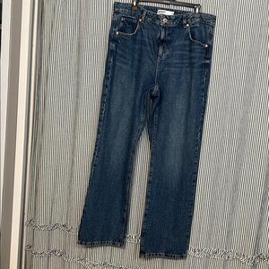 Garage women’s 90s straight jeans.